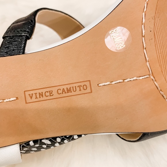 🍋 Vince Camuto • Black & Snake Print Heel Sandals - Picture 7 of 9